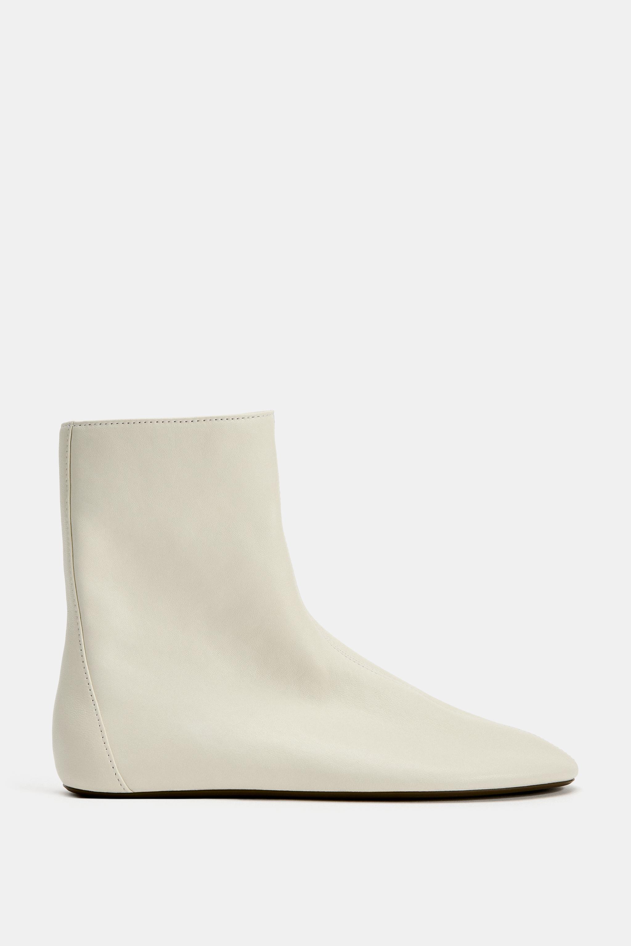 SOFT LEATHER FLAT ANKLE BOOTS